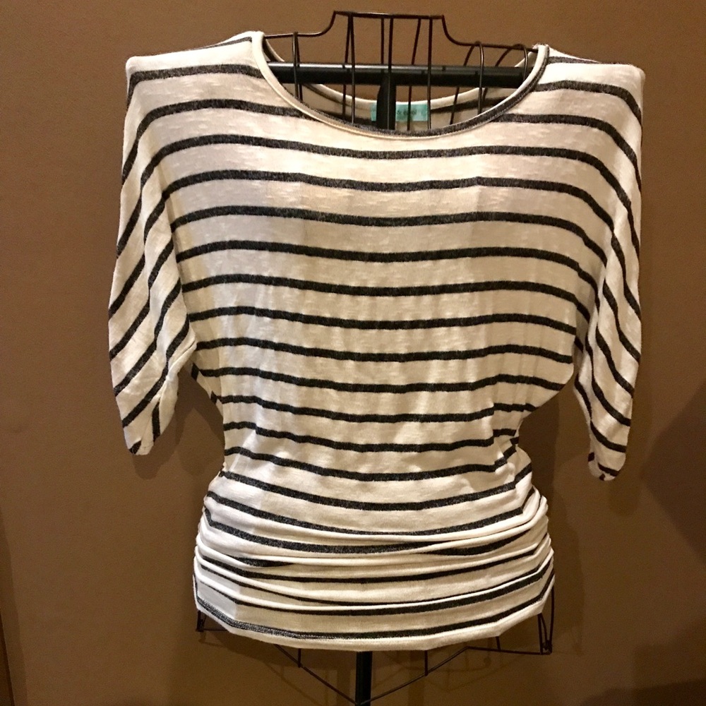 3/4 length Chris &Carol shirt